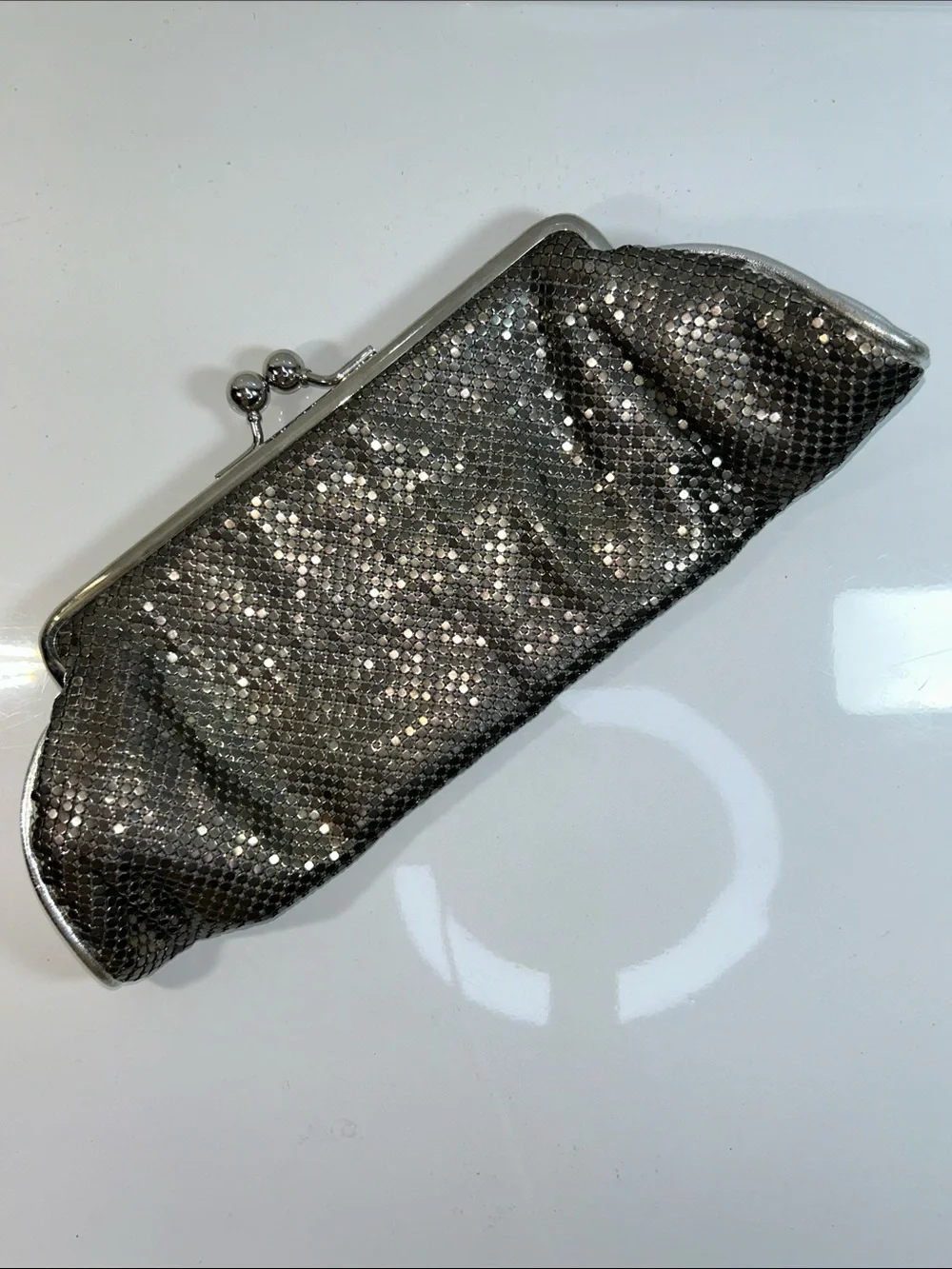 Vintage Whiting & Davis Metallic Silver Tone Mesh Evening Clutch W/ Chain Strap